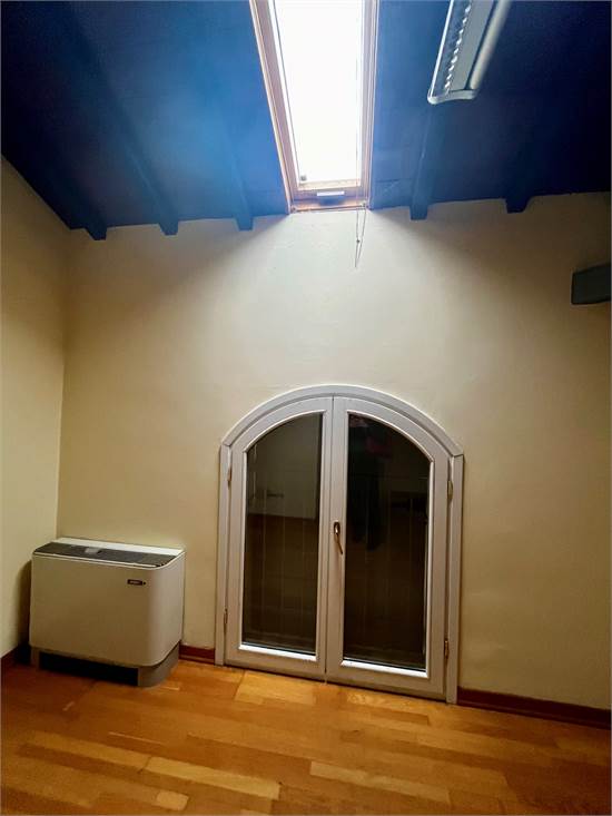 Photo 37