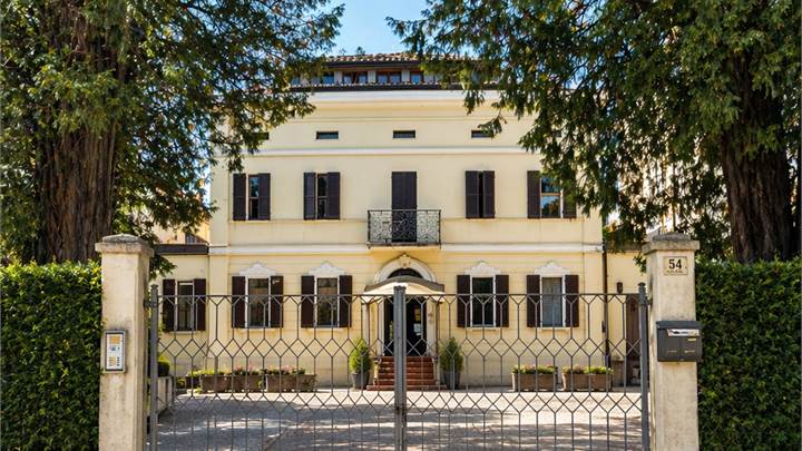 DIMORA STORICA CON GIARDINO PRIVATO A SAN MARTINO IN RIO