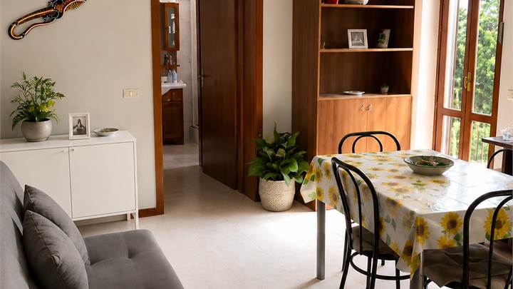 BILOCALE A REDDITO - VIGNOLA ZONA BRODANO