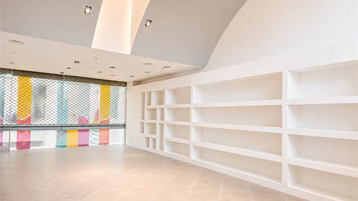 NEGOZIO IN VENDITA - RIMINI CENTRO COMMERCIALE MALATESTA